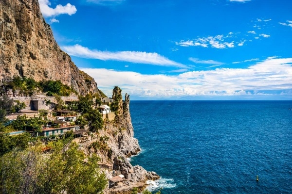NYÁRBÚCSÚZTATÓ A SORRENTÓI-FÉLSZIGETEN - Hajóval Positánóból Amalfiba, kellemes séta Capri-szigetén
