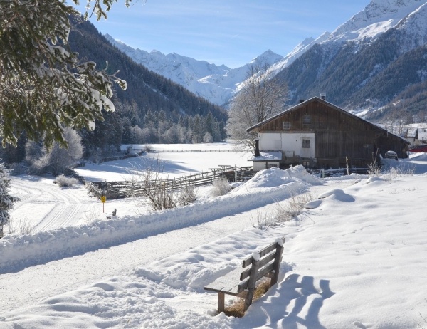 KARÁCSONYI VARÁZSLAT TIROLBAN - Tirol fővárosa: Innsbruck és a Nordkette! Artstetten kastélya, SPA pihenés, kirándulás Dél-Tirol ***